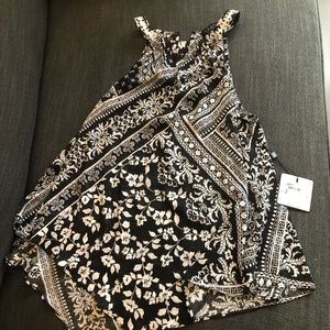 NWT Laundry by Shelli Segal Asimetrical Top